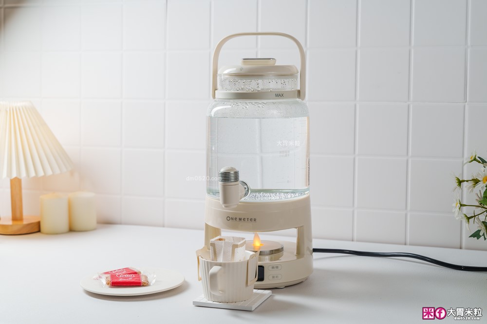 一機六用「one-meter 轉轉煮茶機」多功能水龍頭養生壺│2.8L大容量+分離式壺身+仿真火焰燈~喝水煮茶熱紅酒享受滿滿儀式感│養生煮水壺推薦