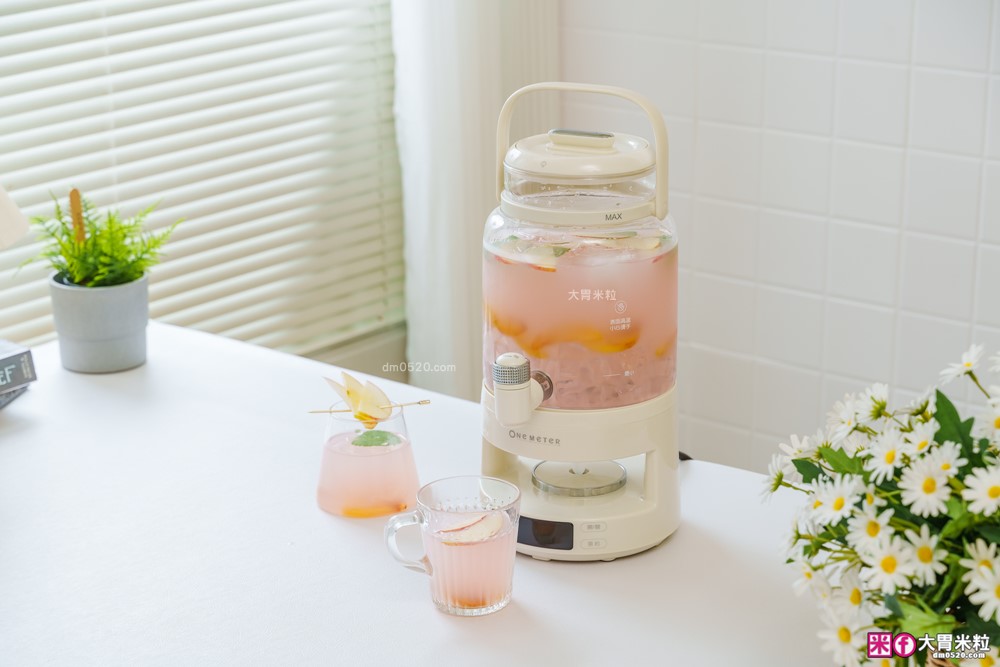 一機六用「one-meter 轉轉煮茶機」多功能水龍頭養生壺│2.8L大容量+分離式壺身+仿真火焰燈~喝水煮茶熱紅酒享受滿滿儀式感│養生煮水壺推薦