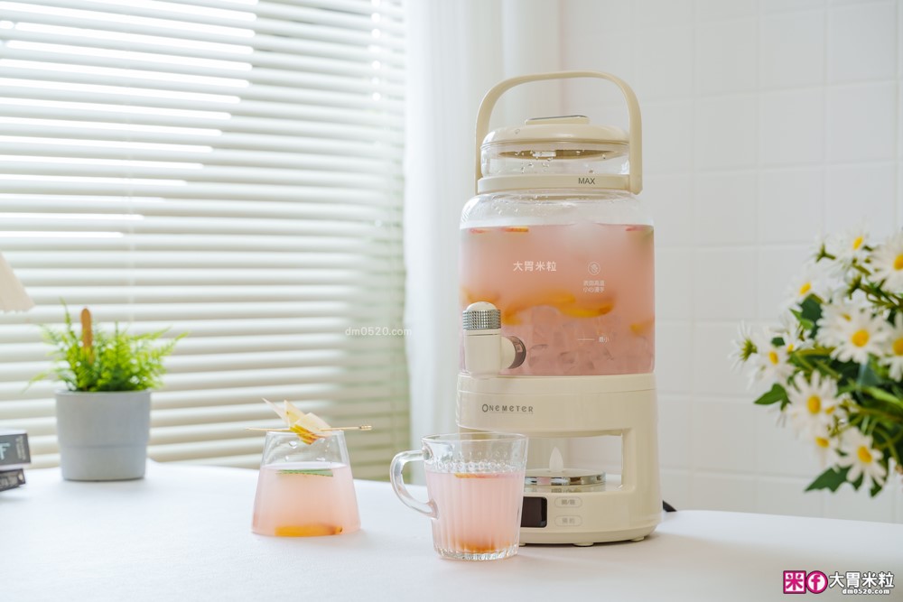 一機六用「one-meter 轉轉煮茶機」多功能水龍頭養生壺│2.8L大容量+分離式壺身+仿真火焰燈~喝水煮茶熱紅酒享受滿滿儀式感│養生煮水壺推薦