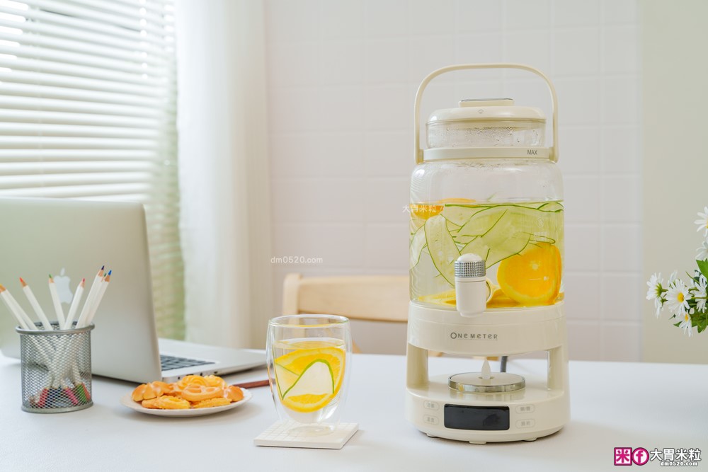 一機六用「one-meter 轉轉煮茶機」多功能水龍頭養生壺│2.8L大容量+分離式壺身+仿真火焰燈~喝水煮茶熱紅酒享受滿滿儀式感│養生煮水壺推薦