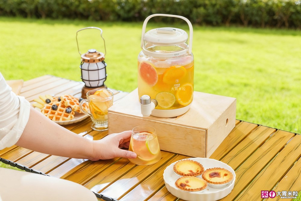 一機六用「one-meter 轉轉煮茶機」多功能水龍頭養生壺│2.8L大容量+分離式壺身+仿真火焰燈~喝水煮茶熱紅酒享受滿滿儀式感│養生煮水壺推薦