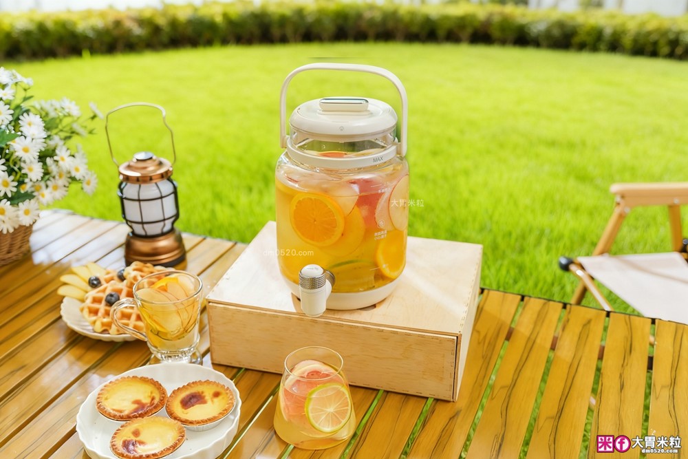 一機六用「one-meter 轉轉煮茶機」多功能水龍頭養生壺│2.8L大容量+分離式壺身+仿真火焰燈~喝水煮茶熱紅酒享受滿滿儀式感│養生煮水壺推薦