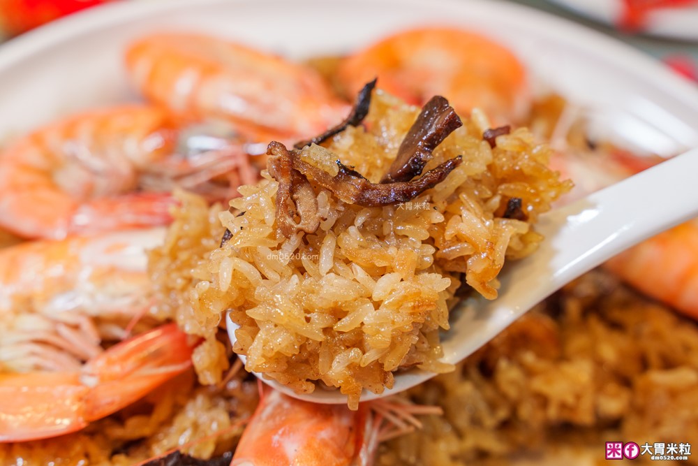 士林人氣台菜「玖加酒華川菜館」2026外帶年菜六品~辦桌主廚操刀只要3800,限量100組限時開搶│士林美食│芝山岩美食 士林人氣台菜「玖加酒華川菜館」2026外帶年菜六品~辦桌主廚操刀只要3800,限量100組限時開搶│士林美食│芝山岩美食