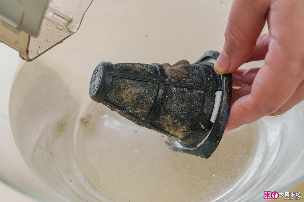 過敏救星~熱銷千萬「日本IRIS大拍3.0塵蹣機」開箱│市場最寬拍打神器~塵蟎去除率高達 98%│塵蹣機推薦│塵蹣吸塵器推薦