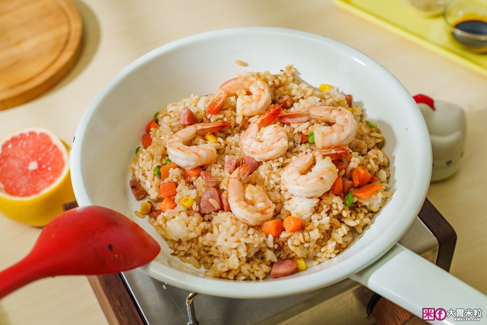 8道米飯料理食譜】電鍋四季豆角燜飯│珍珠丸子│蔥抓餅包飯糰│餛飩皮燒賣│一顆番茄炒蛋焗烤飯│美國稻米(茉莉香米) 8道米飯料理食譜】電鍋四季豆角燜飯│珍珠丸子│蔥抓餅包飯糰│餛飩皮燒賣│一顆番茄炒蛋焗烤飯│美國稻米(茉莉香米)