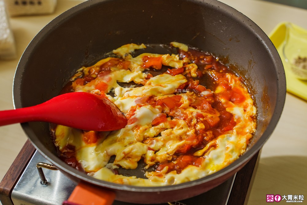 8道米飯料理食譜】電鍋四季豆角燜飯│珍珠丸子│蔥抓餅包飯糰│餛飩皮燒賣│一顆番茄炒蛋焗烤飯│美國稻米(茉莉香米)
