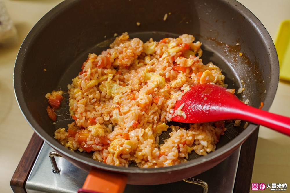 8道米飯料理食譜】電鍋四季豆角燜飯│珍珠丸子│蔥抓餅包飯糰│餛飩皮燒賣│一顆番茄炒蛋焗烤飯│美國稻米(茉莉香米)