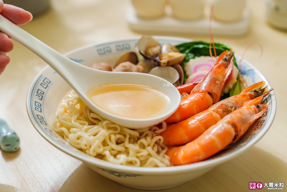 上班族小家庭激推!3分鐘上桌「五木拉麵」非油炸麵體+濃郁湯頭~百變超涮嘴│五木拉麵食譜料理 上班族小家庭激推!3分鐘上桌「五木拉麵」非油炸麵體+濃郁湯頭~百變超涮嘴│五木拉麵食譜料理