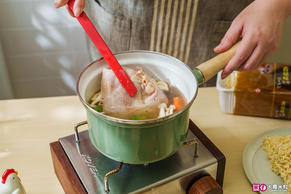 上班族小家庭激推!3分鐘上桌「五木拉麵」非油炸麵體+濃郁湯頭~百變超涮嘴│五木拉麵食譜料理 上班族小家庭激推!3分鐘上桌「五木拉麵」非油炸麵體+濃郁湯頭~百變超涮嘴│五木拉麵食譜料理