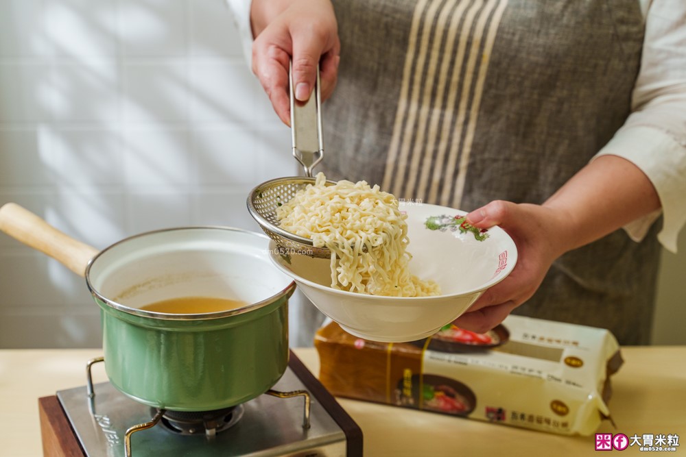 上班族小家庭激推！3分鐘上桌「五木拉麵」非油炸麵體+濃郁湯頭~百變超涮嘴│五木拉麵食譜料理