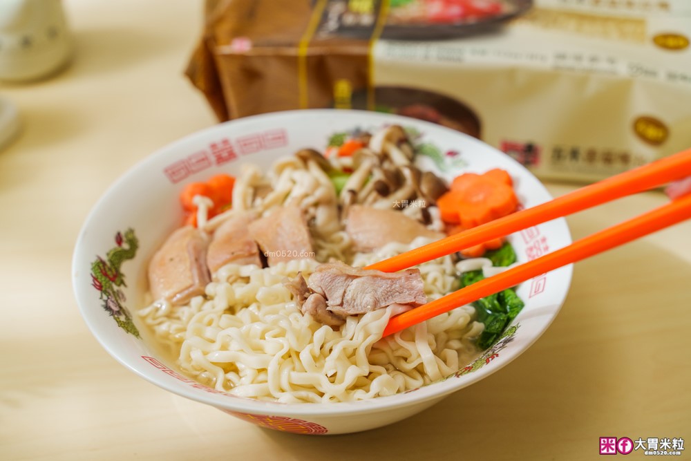 上班族小家庭激推!3分鐘上桌「五木拉麵」非油炸麵體+濃郁湯頭~百變超涮嘴│五木拉麵食譜料理 上班族小家庭激推!3分鐘上桌「五木拉麵」非油炸麵體+濃郁湯頭~百變超涮嘴│五木拉麵食譜料理