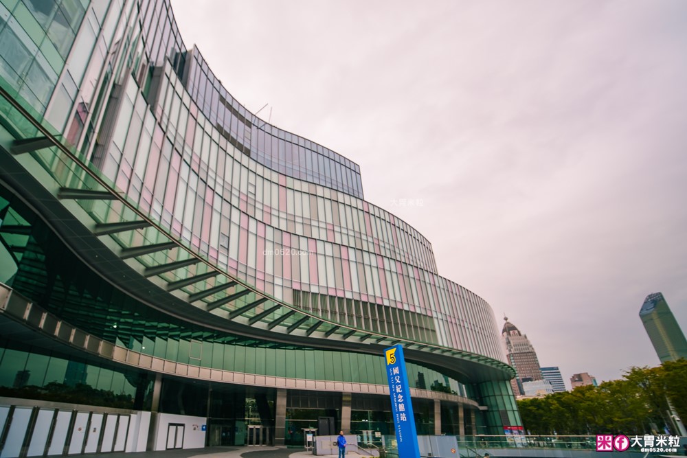 築間「紫木槿韓餐酒館」插旗台北大巨蛋~超Chill韓式料理+燒啤，看球聽演唱會聚餐必吃│捷運國父紀念館站美食推薦│台北韓式料理推薦