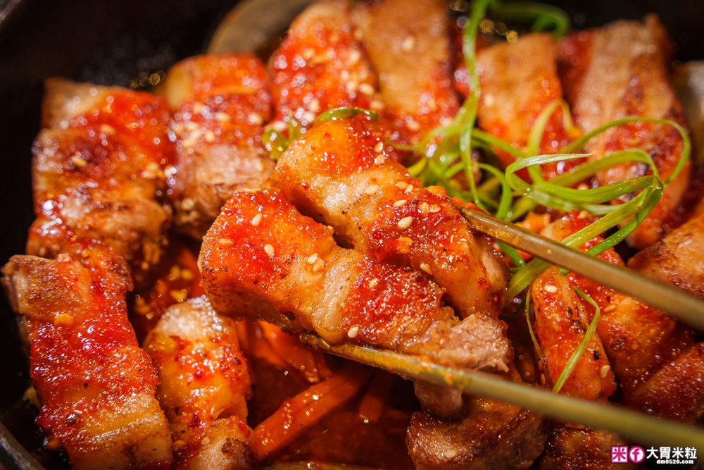 築間「紫木槿韓餐酒館」插旗台北大巨蛋~超Chill韓式料理+燒啤,看球聽演唱會聚餐必吃│捷運國父紀念館站美食推薦│台北韓式料理推薦 築間「紫木槿韓餐酒館」插旗台北大巨蛋~超Chill韓式料理+燒啤,看球聽演唱會聚餐必吃│捷運國父紀念館站美食推薦│台北韓式料理推薦