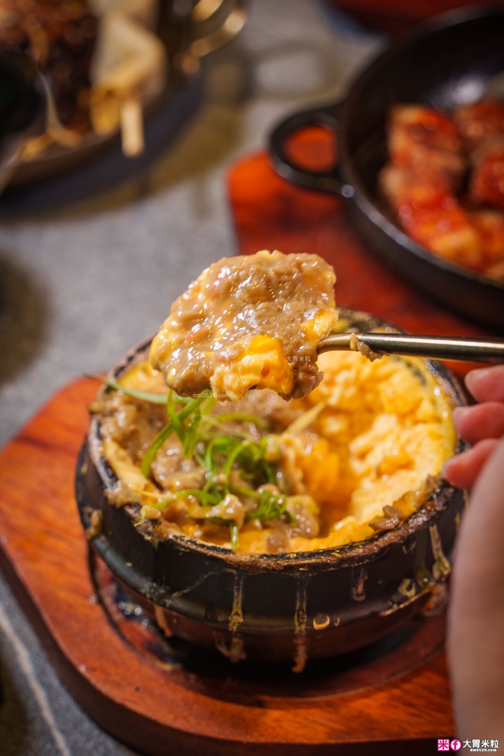 築間「紫木槿韓餐酒館」插旗台北大巨蛋~超Chill韓式料理+燒啤，看球聽演唱會聚餐必吃│捷運國父紀念館站美食推薦│台北韓式料理推薦