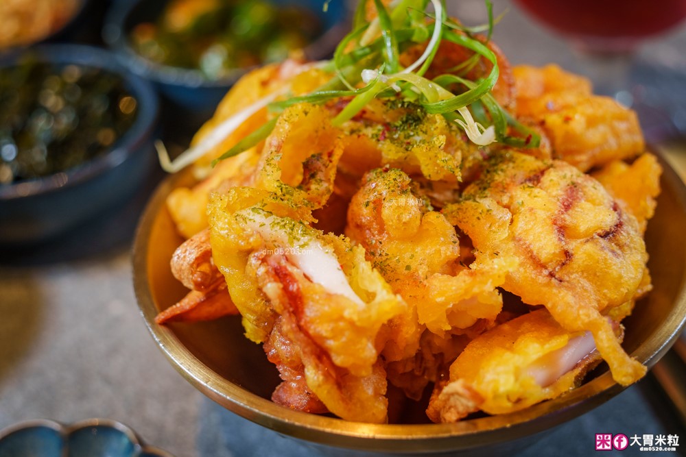 築間「紫木槿韓餐酒館」插旗台北大巨蛋~超Chill韓式料理+燒啤，看球聽演唱會聚餐必吃│捷運國父紀念館站美食推薦│台北韓式料理推薦