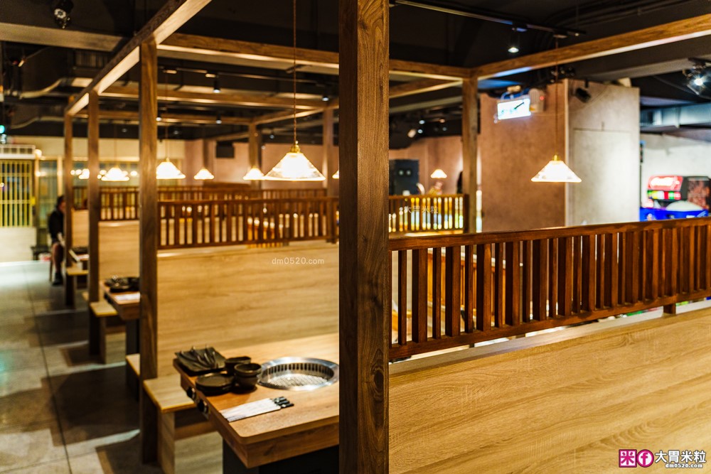 肉控聚餐慶生首選「赤富士日式無煙燒肉鍋物」日本A5+澳洲M9和牛吃到飽，大台北燒肉吃到飽推薦TOP1