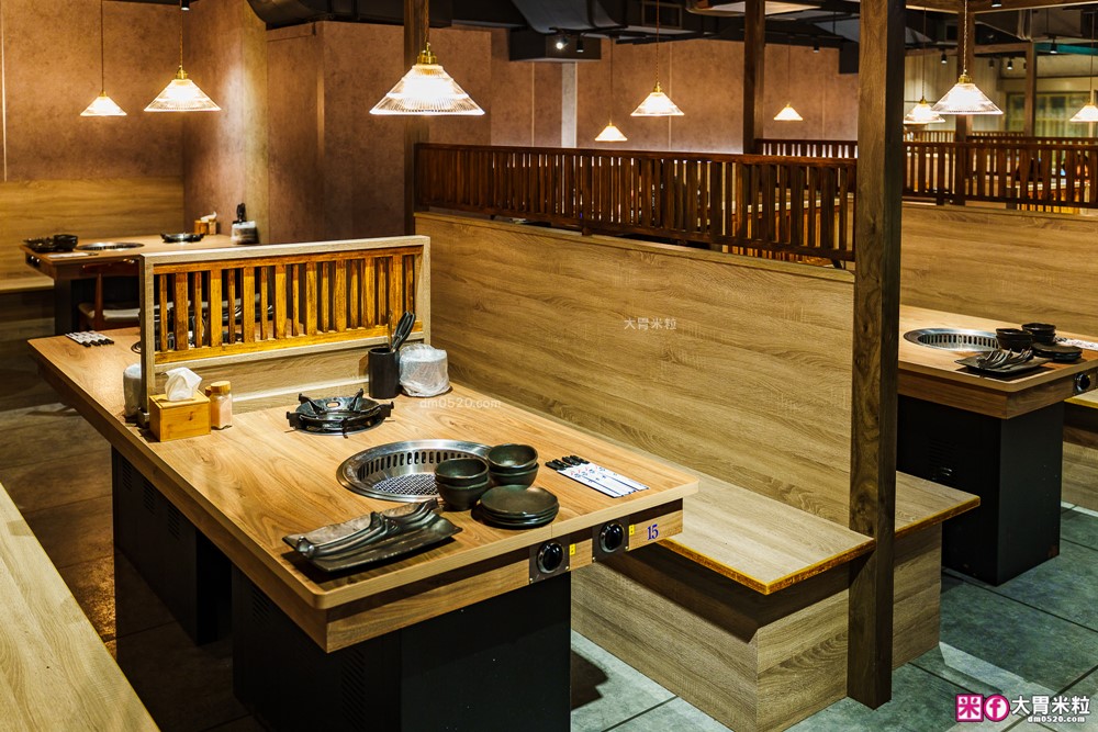 肉控聚餐慶生首選「赤富士日式無煙燒肉鍋物」日本A5+澳洲M9和牛吃到飽，大台北燒肉吃到飽推薦TOP1