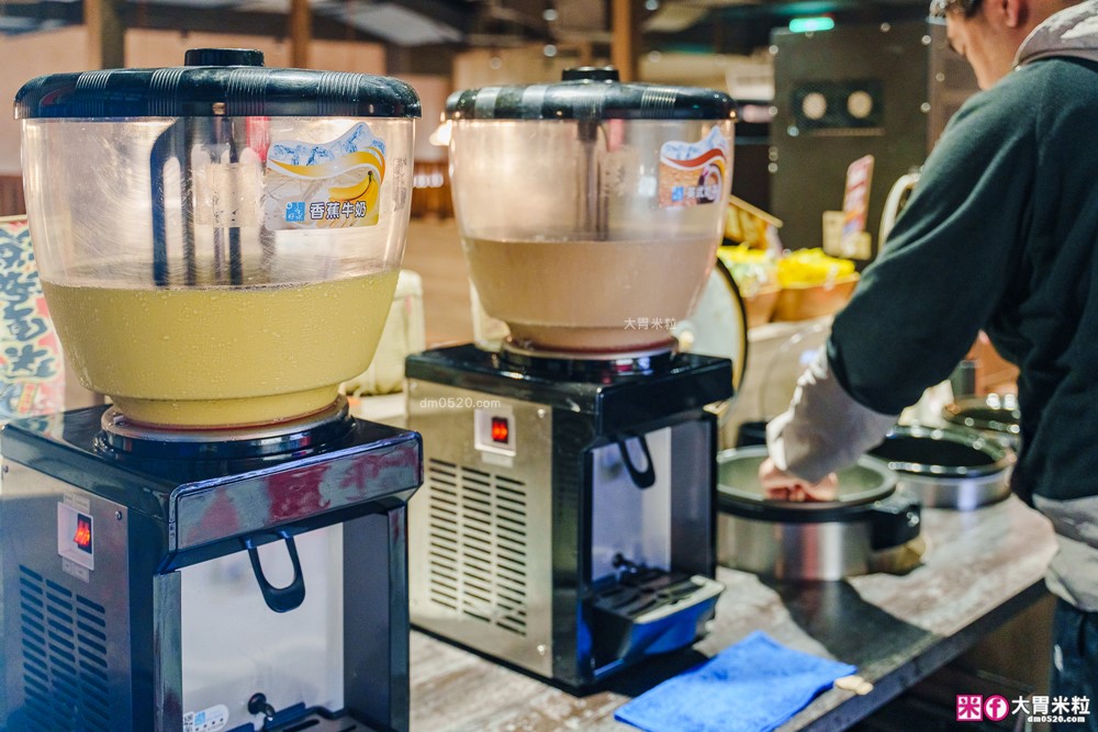 肉控聚餐慶生首選「赤富士日式無煙燒肉鍋物」日本A5+澳洲M9和牛吃到飽，大台北燒肉吃到飽推薦TOP1