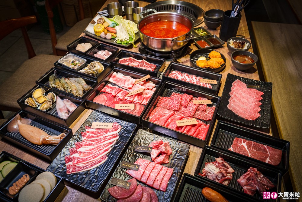 肉控聚餐慶生首選「赤富士日式無煙燒肉鍋物」日本A5+澳洲M9和牛吃到飽，大台北燒肉吃到飽推薦TOP1
