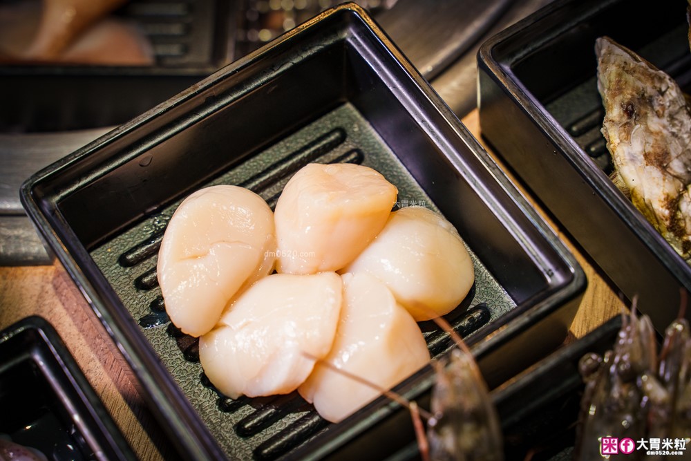 肉控聚餐慶生首選「赤富士日式無煙燒肉鍋物」日本A5+澳洲M9和牛吃到飽，大台北燒肉吃到飽推薦TOP1