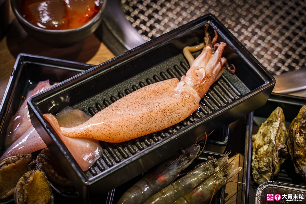 肉控聚餐慶生首選「赤富士日式無煙燒肉鍋物」日本A5+澳洲M9和牛吃到飽，大台北燒肉吃到飽推薦TOP1