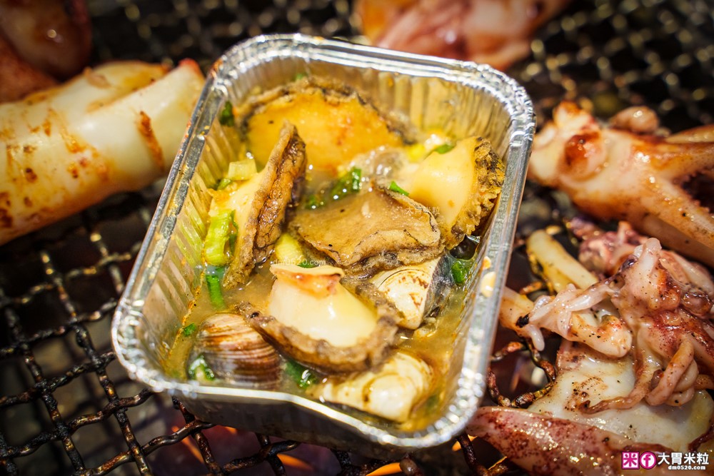 肉控聚餐慶生首選「赤富士日式無煙燒肉鍋物」日本A5+澳洲M9和牛吃到飽，大台北燒肉吃到飽推薦TOP1