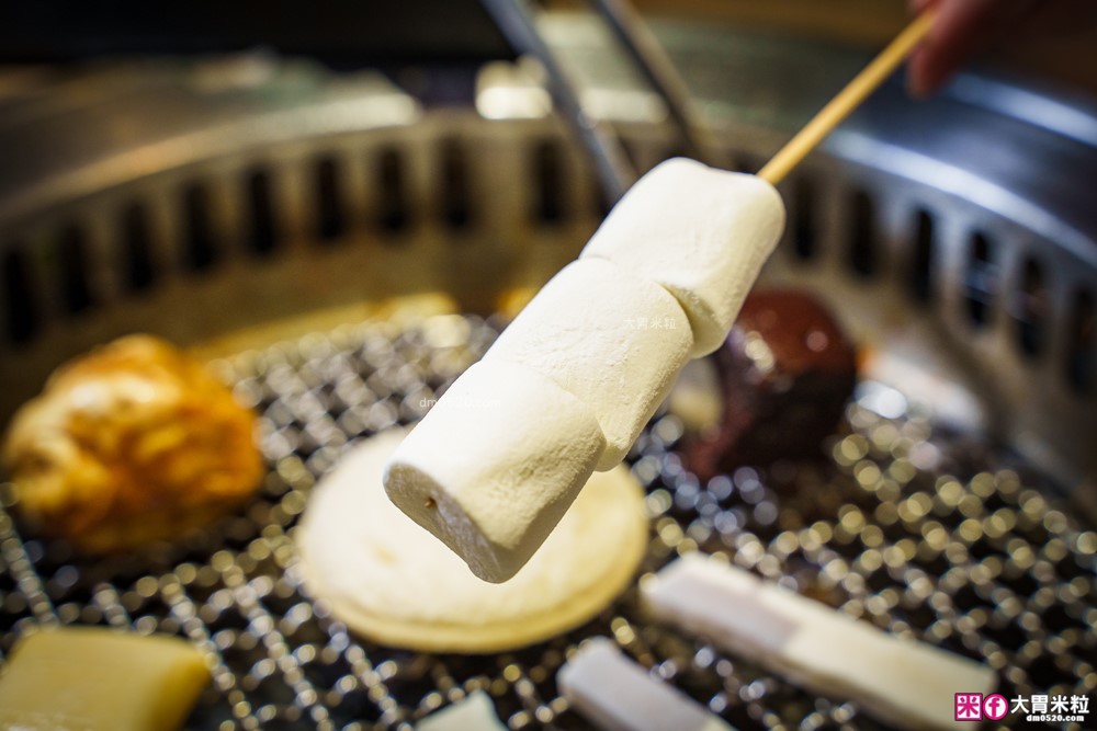 肉控聚餐慶生首選「赤富士日式無煙燒肉鍋物」日本A5+澳洲M9和牛吃到飽，大台北燒肉吃到飽推薦TOP1