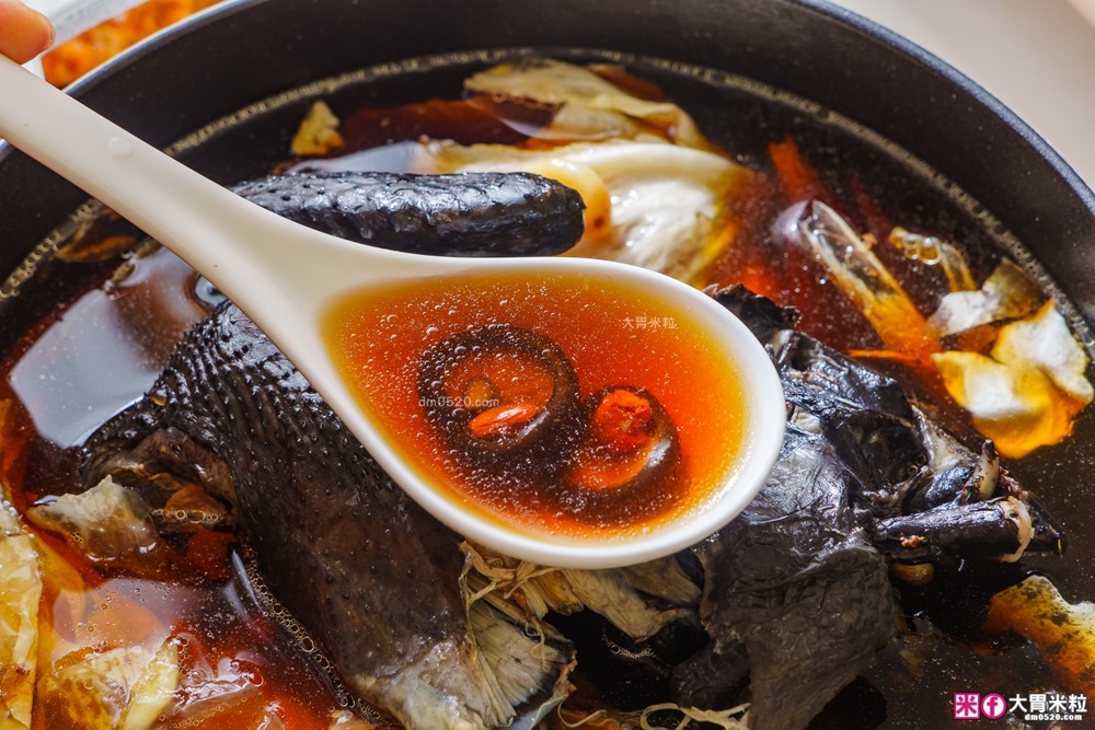 2026年菜預購瘋搶「momo賞星鮮」星級飯店冷凍年菜宅配到家~加碼再抽法國Staub鑄鐵鍋 2026年菜預購瘋搶「momo賞星鮮」星級飯店冷凍年菜宅配到家~加碼再抽法國Staub鑄鐵鍋