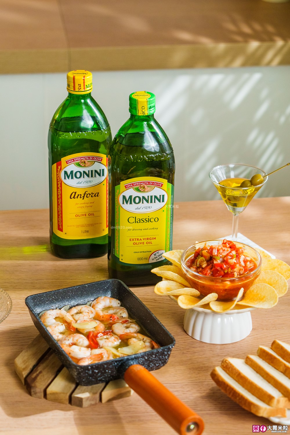 市佔第一「Monini莫尼尼特級初榨橄欖油」生飲等級+義大利莊園原裝~煎炒煮炸一油搞定│橄欖油料理推薦│莎莎醬食譜│蒜油蝦食譜 市佔第一「Monini莫尼尼特級初榨橄欖油」生飲等級+義大利莊園原裝~煎炒煮炸一油搞定│橄欖油料理推薦│莎莎醬食譜│蒜油蝦食譜