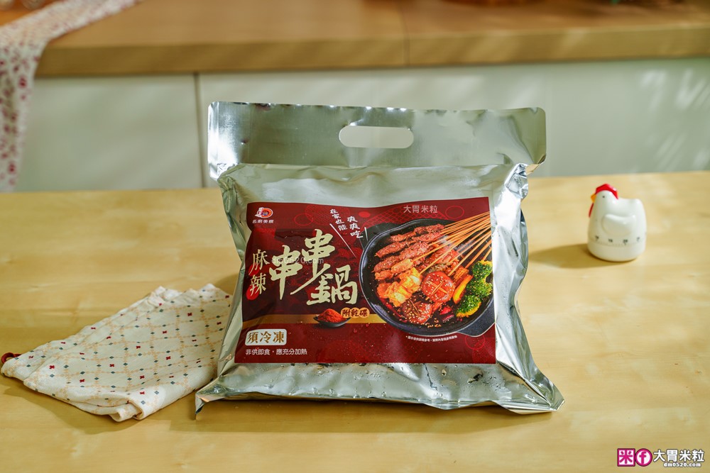 全家型錄隱藏版美食「名廚美饌麻辣串串鍋 + 名廚美饌麻奶鍋」雙鍋齊發~撸串自由在家實現│Costco好市多人氣熟食推薦