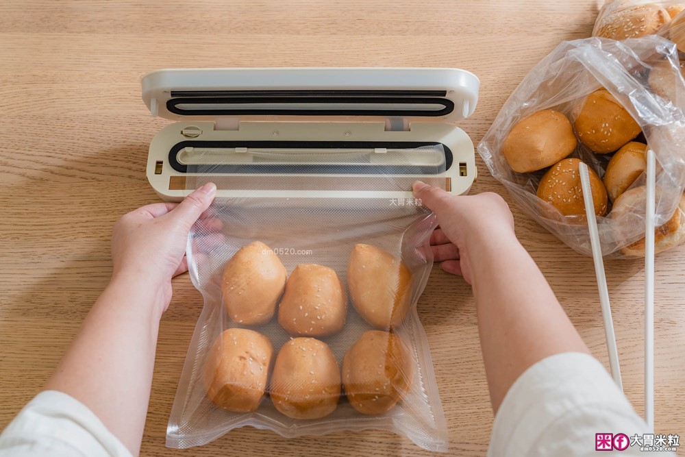 上班族省錢必看！好市多大份量食材如何保存~靠「日本 BRUNO 無線真空保鮮機」一週備餐、醃肉、乾糧防潮一次搞定│無線真空保鮮機推薦│iCook愛料理市集-廚具開箱(33)