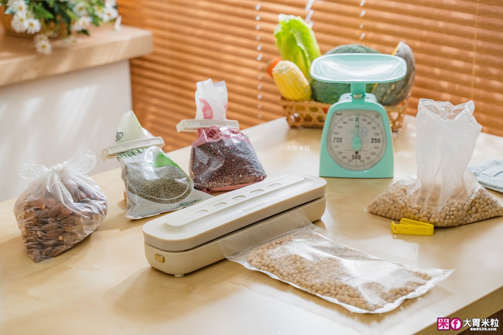 上班族省錢必看！好市多大份量食材如何保存~靠「日本 BRUNO 無線真空保鮮機」一週備餐、醃肉、乾糧防潮一次搞定│無線真空保鮮機推薦│iCook愛料理市集-廚具開箱(33)