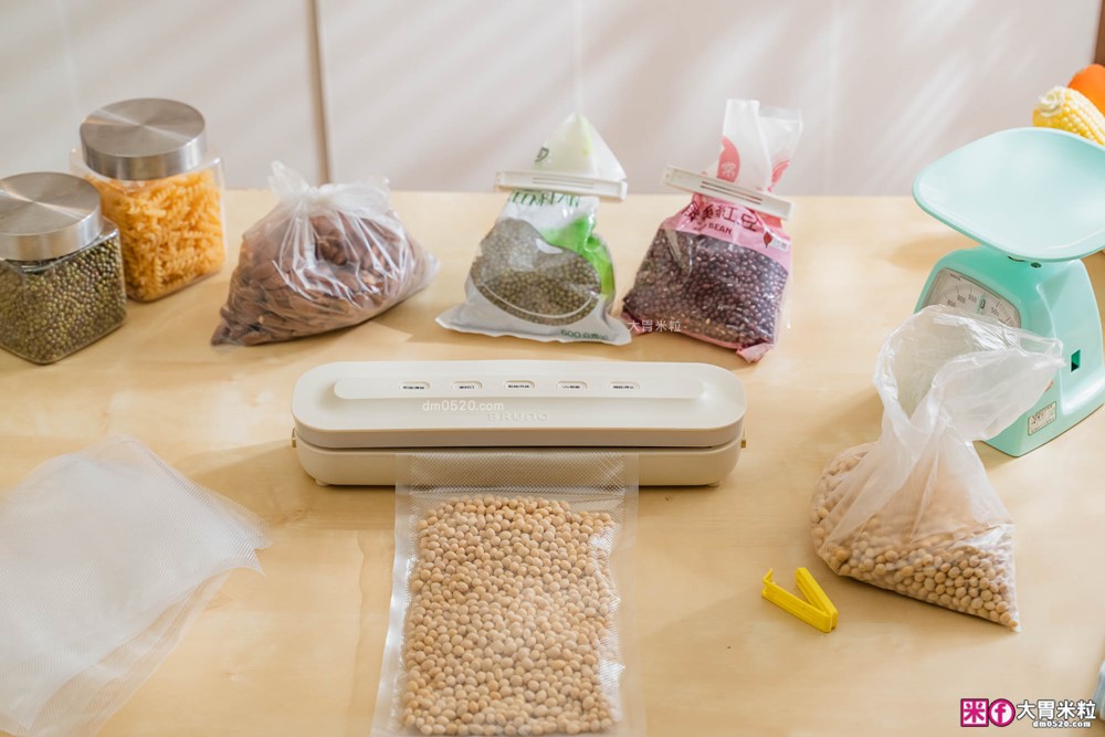 上班族省錢必看！好市多大份量食材如何保存~靠「日本 BRUNO 無線真空保鮮機」一週備餐、醃肉、乾糧防潮一次搞定│無線真空保鮮機推薦│iCook愛料理市集-廚具開箱(33)