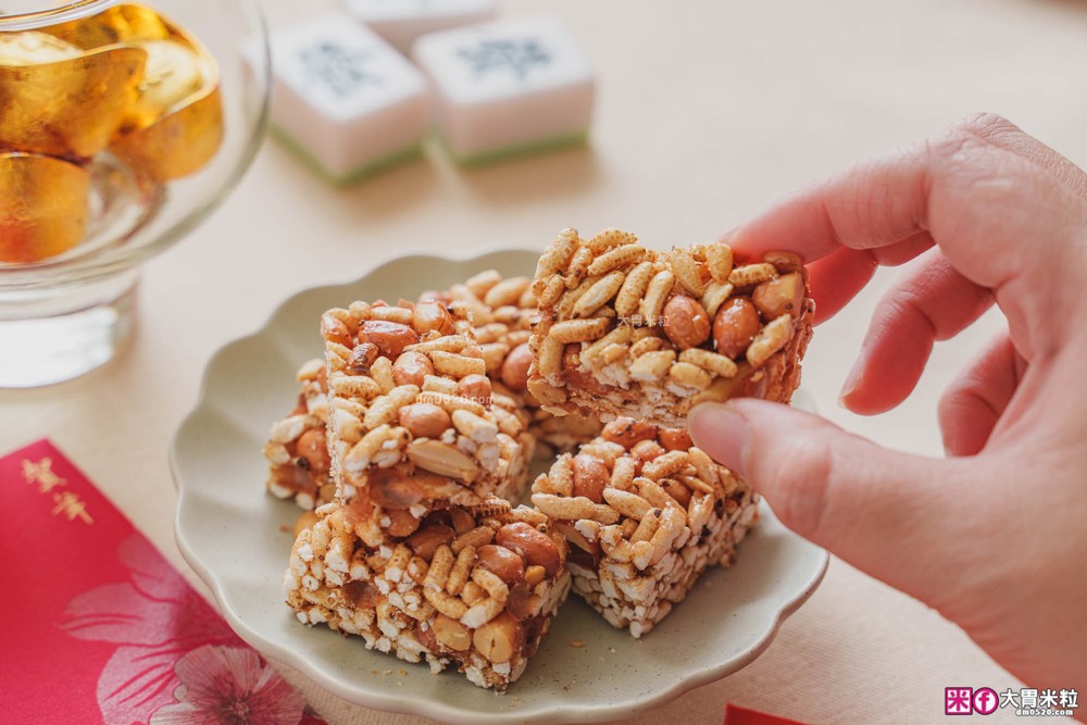 2026年節禮盒開箱│限量「漢來美食 2026糕餅小舖華曜年節禮盒」五星飯店匠心打造三層澎湃設計~1/20前免運早鳥開跑！