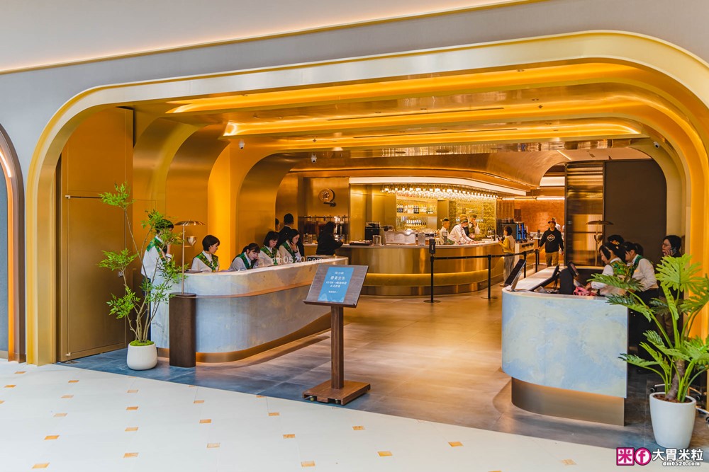 全台最難訂位Buffet登陸桃園│島語桃園台茂店菜單價位│9大主題島檯200道現做料理全攻略ｘ餐酒無限續│桃園Buffet吃到飽推薦