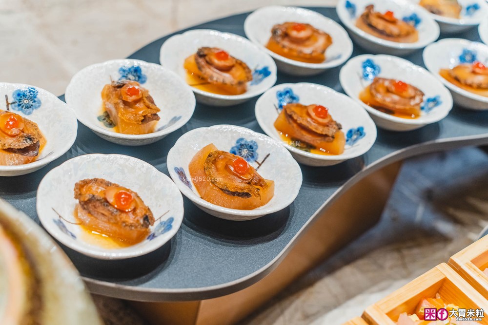 全台最難訂位Buffet登陸桃園│島語桃園台茂店菜單價位│9大主題島檯200道現做料理全攻略ｘ餐酒無限續│桃園Buffet吃到飽推薦