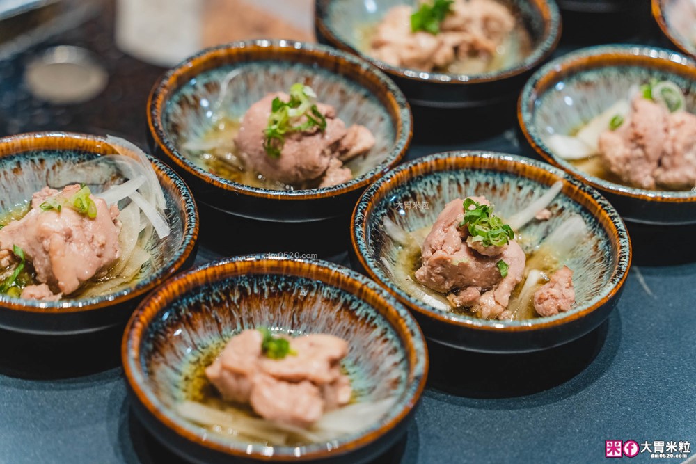 全台最難訂位Buffet登陸桃園│島語桃園台茂店菜單價位│9大主題島檯200道現做料理全攻略ｘ餐酒無限續│桃園Buffet吃到飽推薦