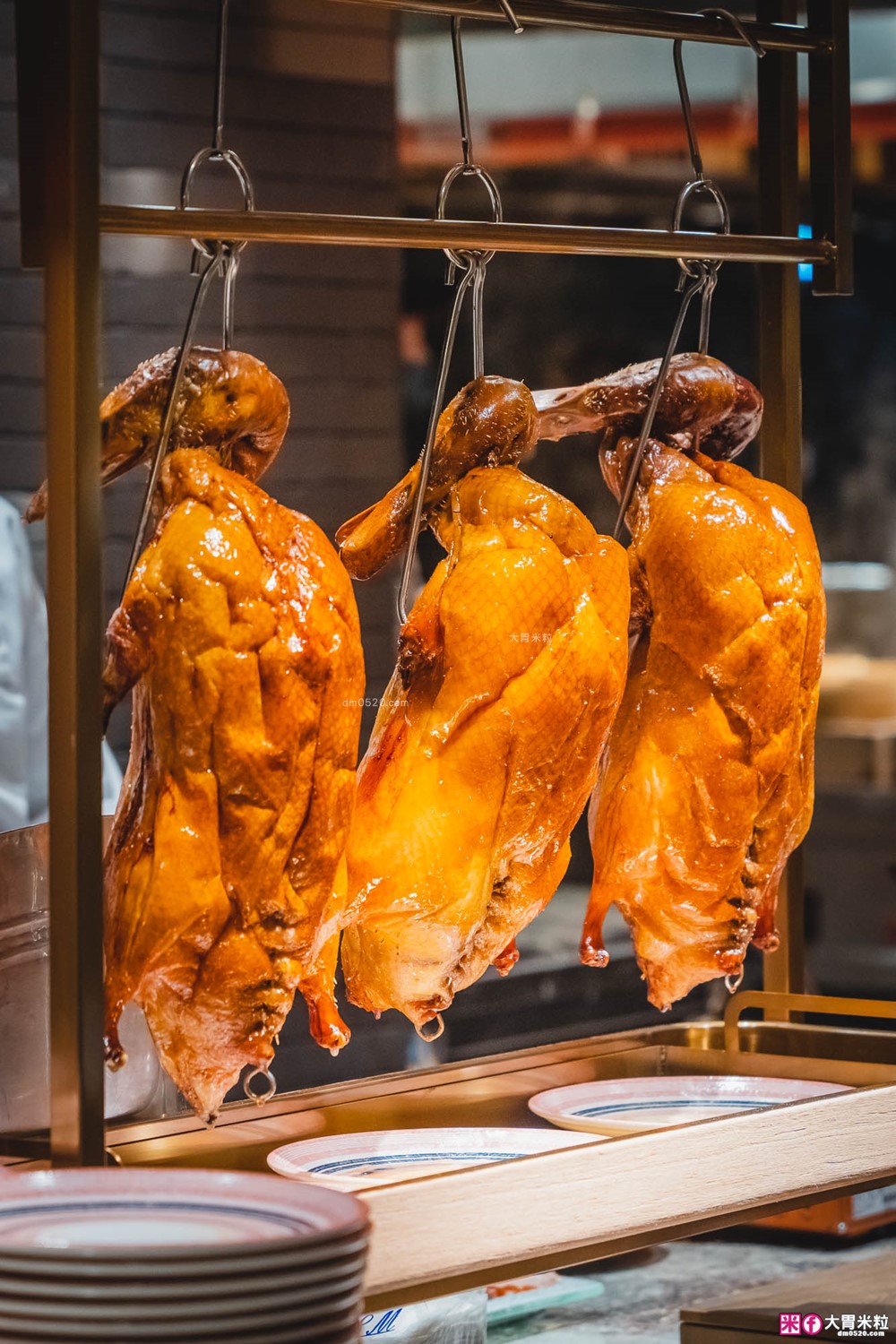 全台最難訂位Buffet登陸桃園│島語桃園台茂店菜單價位│9大主題島檯200道現做料理全攻略ｘ餐酒無限續│桃園Buffet吃到飽推薦