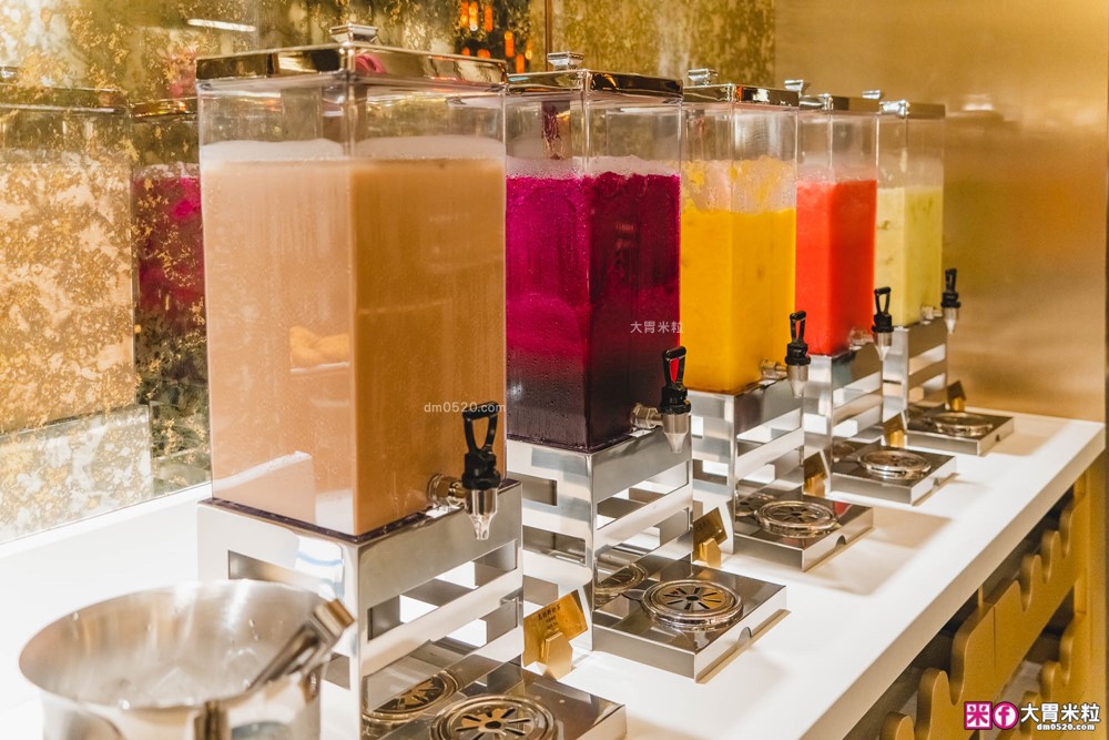 全台最難訂位Buffet登陸桃園│島語桃園台茂店菜單價位│9大主題島檯200道現做料理全攻略ｘ餐酒無限續│桃園Buffet吃到飽推薦