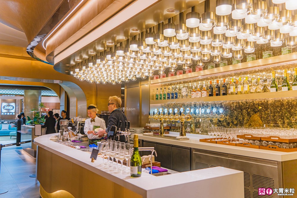 全台最難訂位Buffet登陸桃園│島語桃園台茂店菜單價位│9大主題島檯200道現做料理全攻略ｘ餐酒無限續│桃園Buffet吃到飽推薦