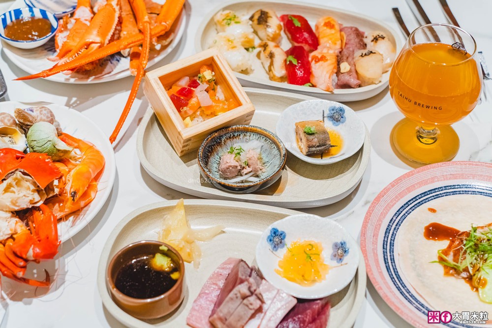 全台最難訂位Buffet登陸桃園│島語桃園台茂店菜單價位│9大主題島檯200道現做料理全攻略ｘ餐酒無限續│桃園Buffet吃到飽推薦