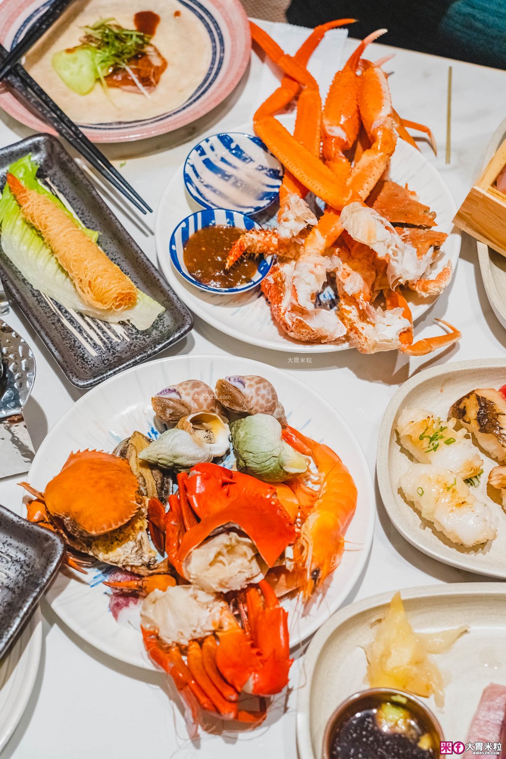 全台最難訂位Buffet登陸桃園│島語桃園台茂店菜單價位│9大主題島檯200道現做料理全攻略ｘ餐酒無限續│桃園Buffet吃到飽推薦