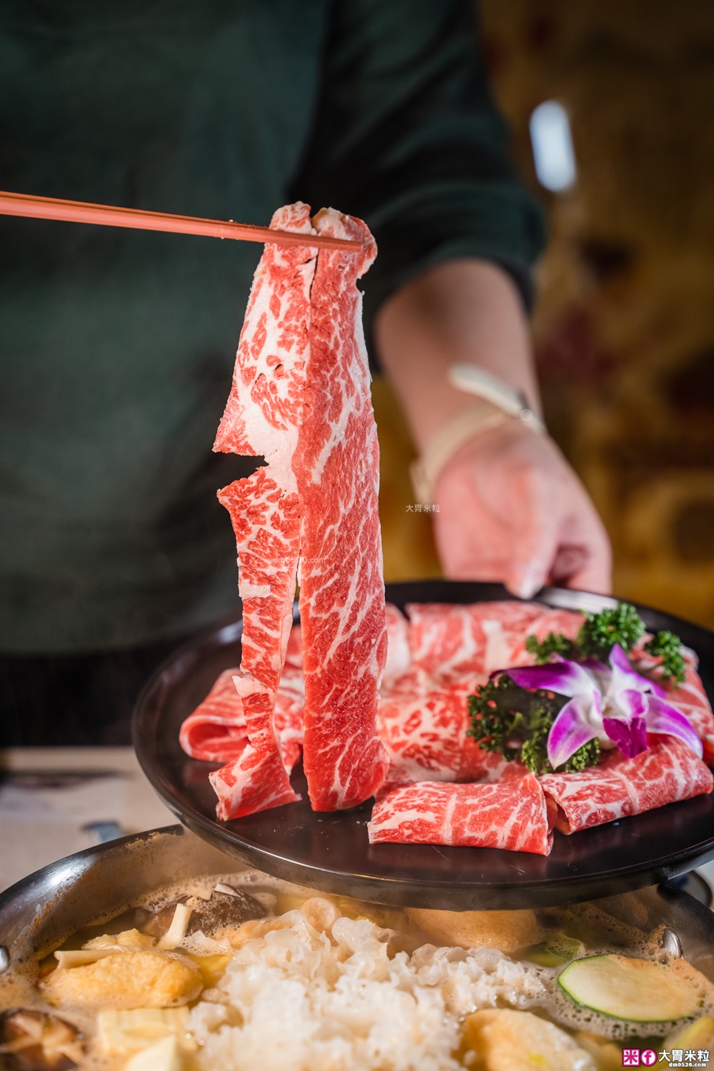 大安區頂級鍋物推薦「聚食釜台式頂級蝦湯鍋物」涮鍋超鮮甜+飯後雜炊一定要吃│信義安和站美食│台北包廂火鍋餐廳推薦