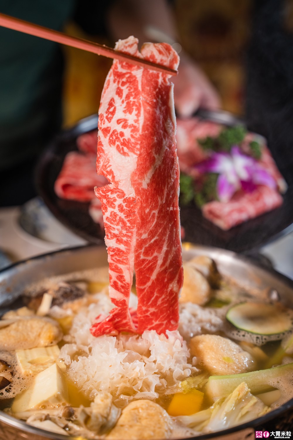 大安區頂級鍋物推薦「聚食釜台式頂級蝦湯鍋物」涮鍋超鮮甜+飯後雜炊一定要吃│信義安和站美食│台北包廂火鍋餐廳推薦