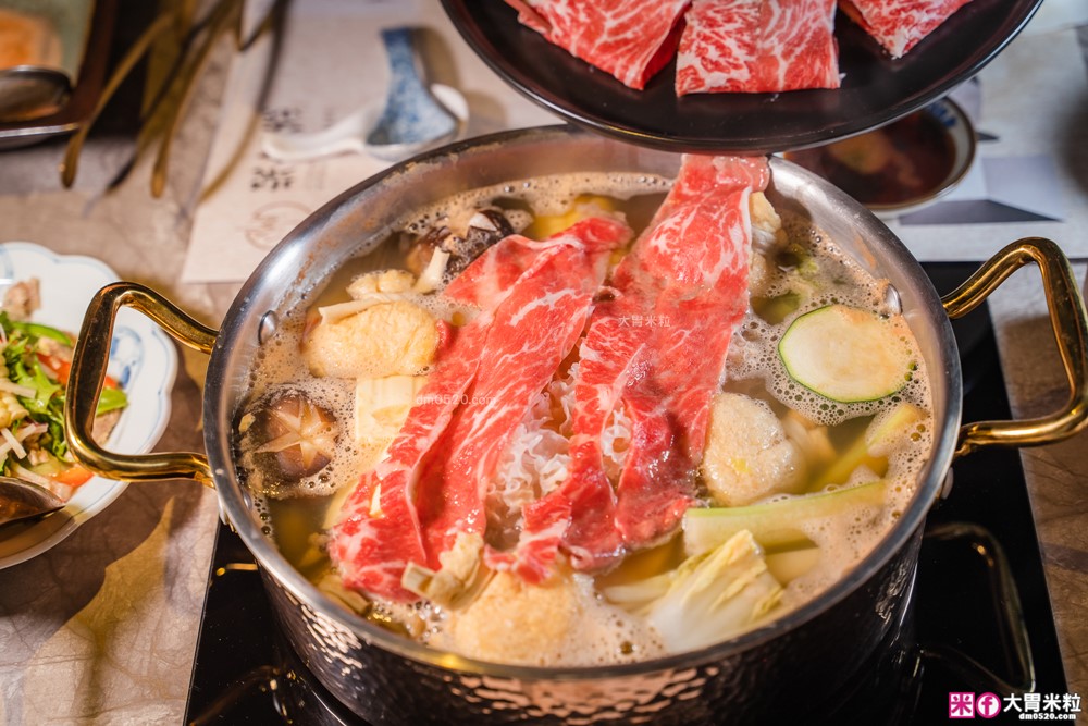 大安區頂級鍋物推薦「聚食釜台式頂級蝦湯鍋物」涮鍋超鮮甜+飯後雜炊一定要吃│信義安和站美食│台北包廂火鍋餐廳推薦