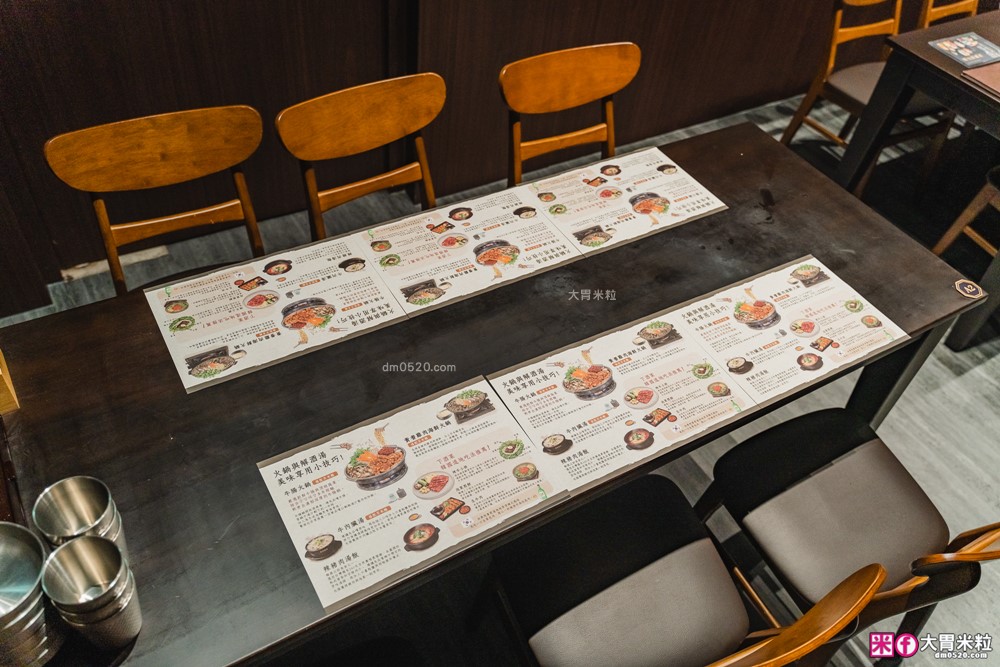 台灣也能吃到韓國醒酒湯「中央韓鍋酒舍 信義ATT店」必吃招牌牛腸火鍋+牛內臟湯+生牛肉~每月熱銷突破4萬鍋│信義ATT美食餐廳│台北宵夜推薦