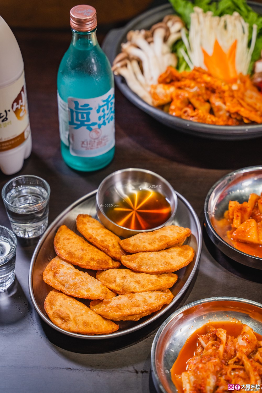 台灣也能吃到韓國醒酒湯「中央韓鍋酒舍 信義ATT店」必吃招牌牛腸火鍋+牛內臟湯+生牛肉~每月熱銷突破4萬鍋│信義ATT美食餐廳│台北宵夜推薦