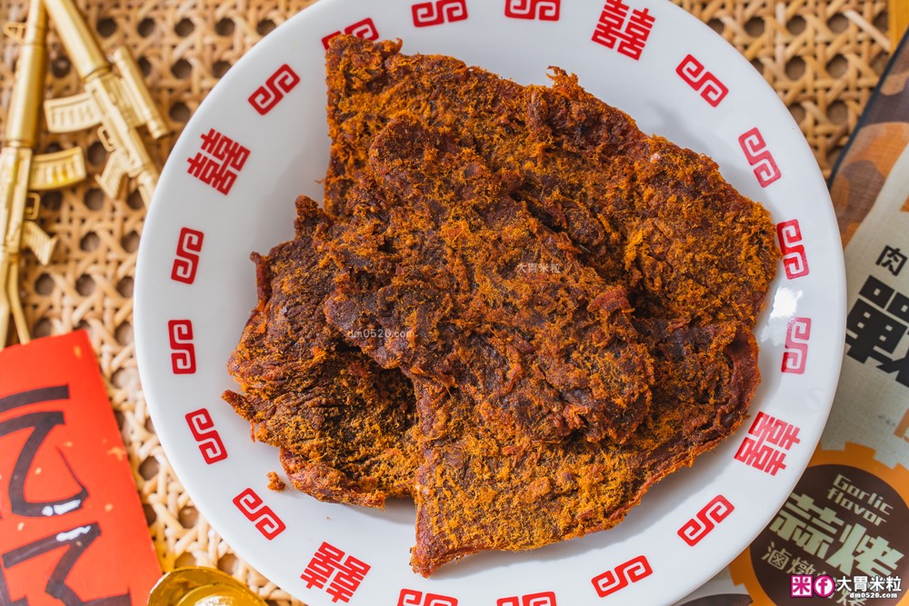 金門必買伴手禮│喬安牧場戰地牛肉乾/溫體手撕牛肉條│軍風包裝年味拉滿~最有戰鬥力的年節伴手禮│金門特產推薦│金門必買