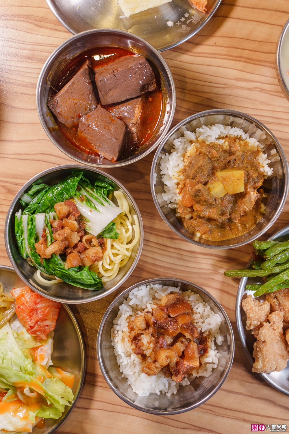 280元吃到飽「孫東寶台式牛排教父Plus-板橋國慶店」披薩/炸雞/滷肉飯/玉米濃湯無限續~免收服務費│板橋吃到飽│板橋平價牛排推薦