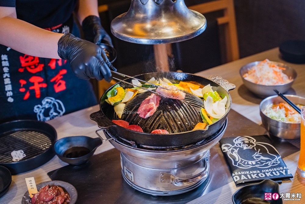 台北中山燒肉新地標「北海道旭川成吉思汗大黑屋」蒙古烤羊肉+北海道夢幻米~軟嫩到像和牛│台北中山區美食